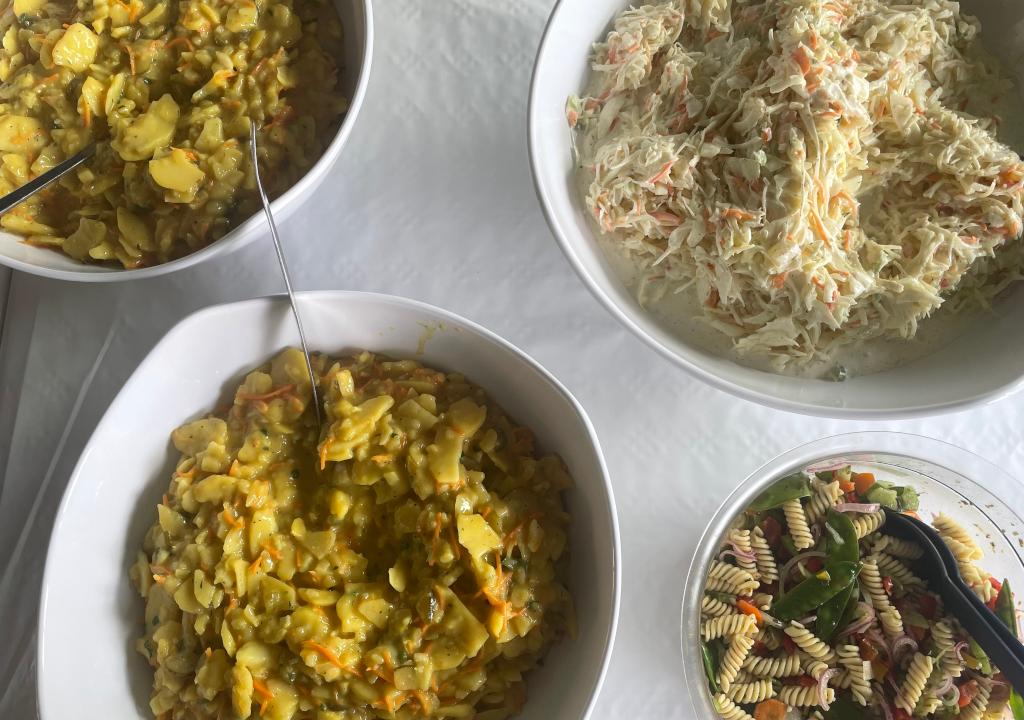 Salate und Beilagen